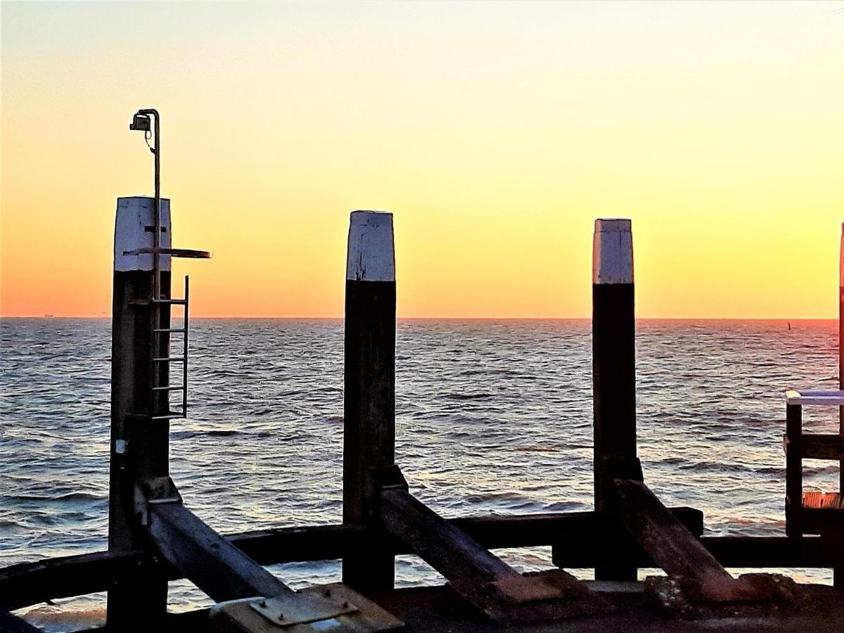 Havenhotel At Sea Texel Oudeschild Exterior foto