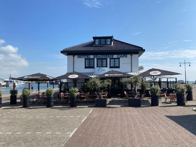Havenhotel At Sea Texel Oudeschild Exterior foto